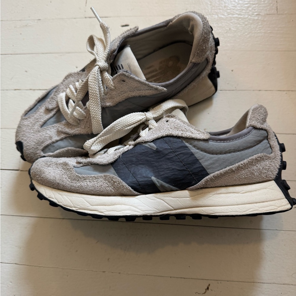 New Balance 327- Grey Matter Magnet